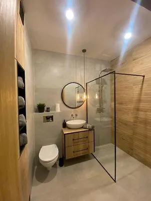 Apartament Przy Jeziorze *